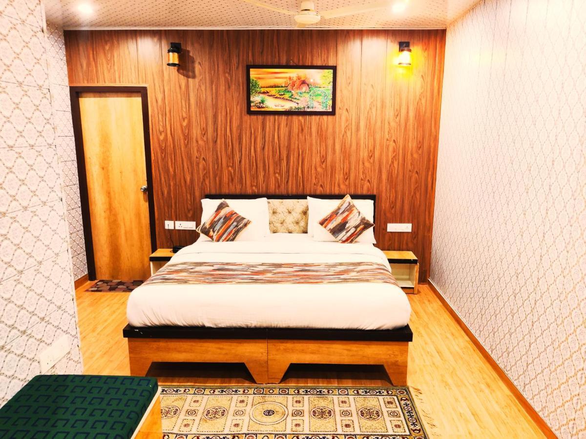 ג'איפור Hotel Bamboo Castle מראה חיצוני תמונה