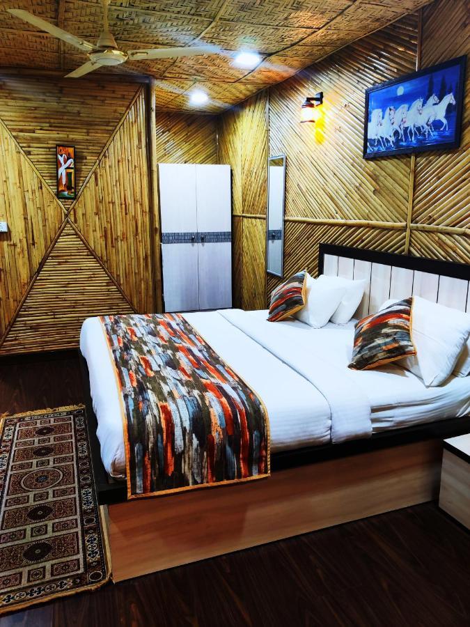 ג'איפור Hotel Bamboo Castle מראה חיצוני תמונה