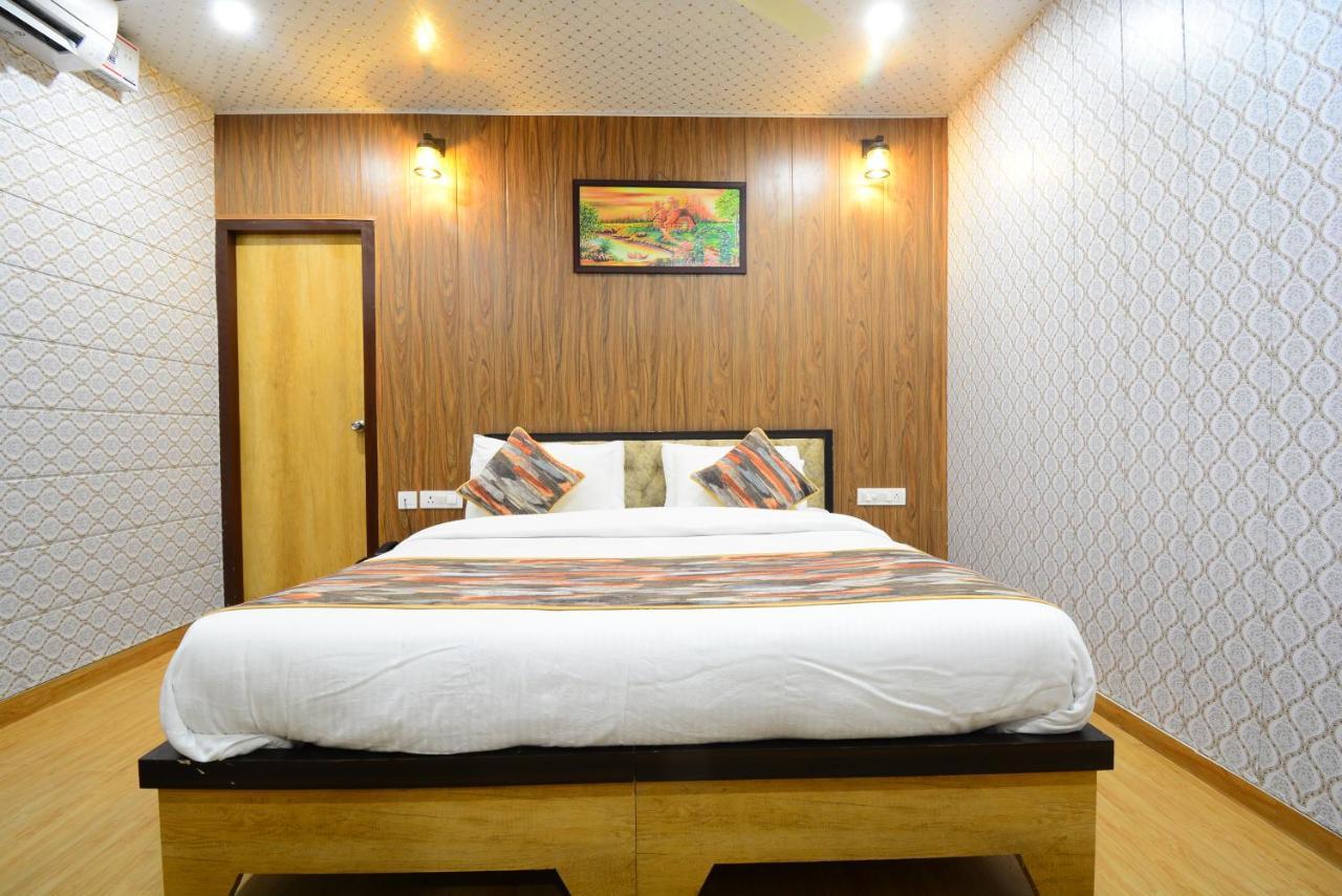 ג'איפור Hotel Bamboo Castle מראה חיצוני תמונה