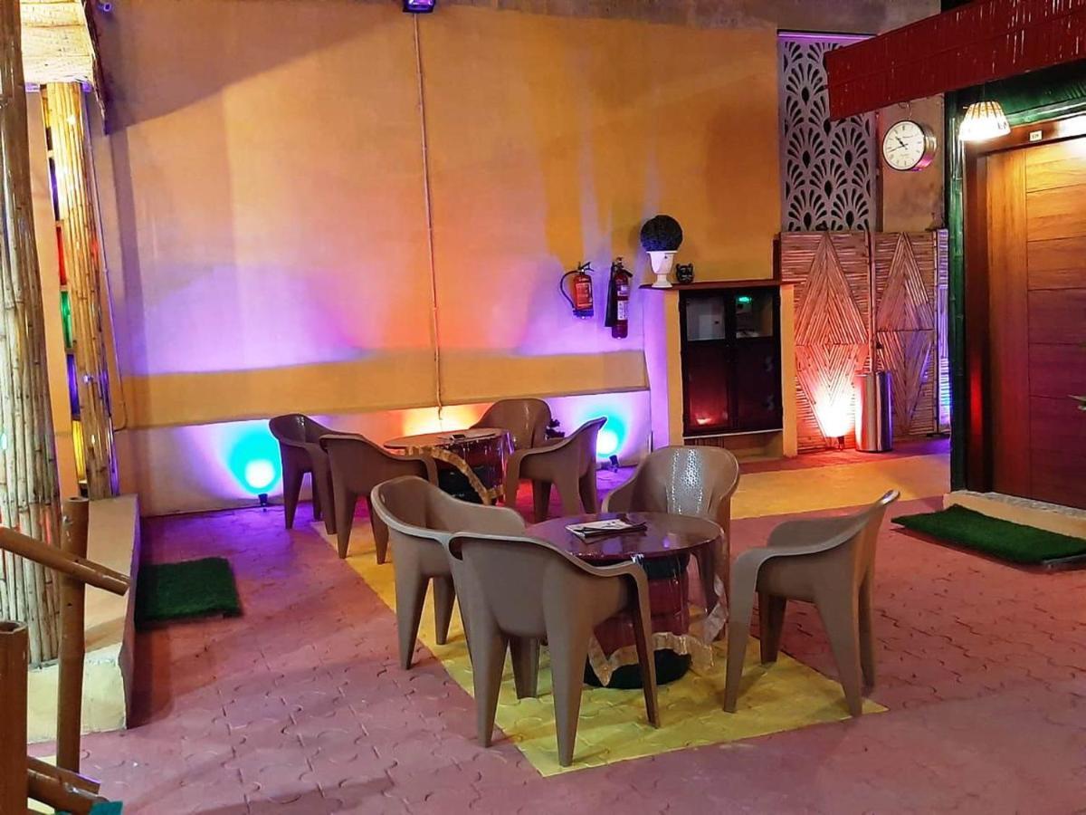 ג'איפור Hotel Bamboo Castle מראה חיצוני תמונה