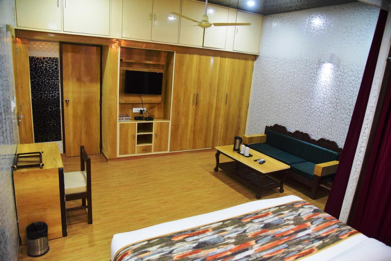 ג'איפור Hotel Bamboo Castle מראה חיצוני תמונה